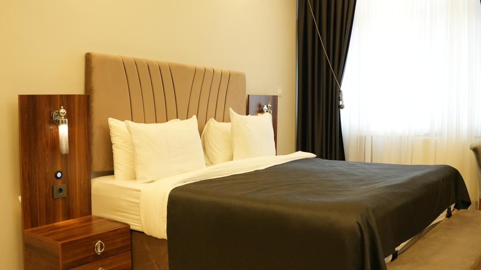 Grand Krone Hotel Çınarcık Exterior foto